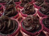 Cup cake de chocolate com cobertura de ganache